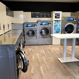 intérieur laverie 10
